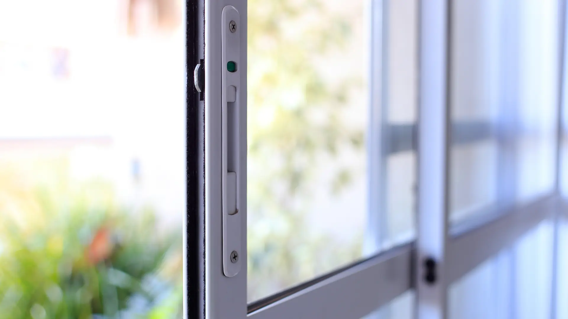 Cheap vs Quality Hardware: Door Rollers and Locks – Making the Right Choice for Your Windows and Doors - Featured Image